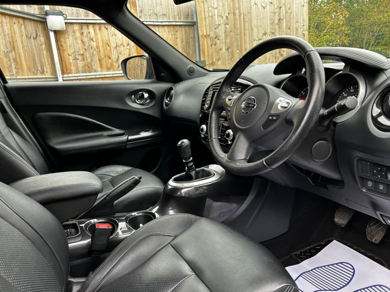 NISSAN JUKE
