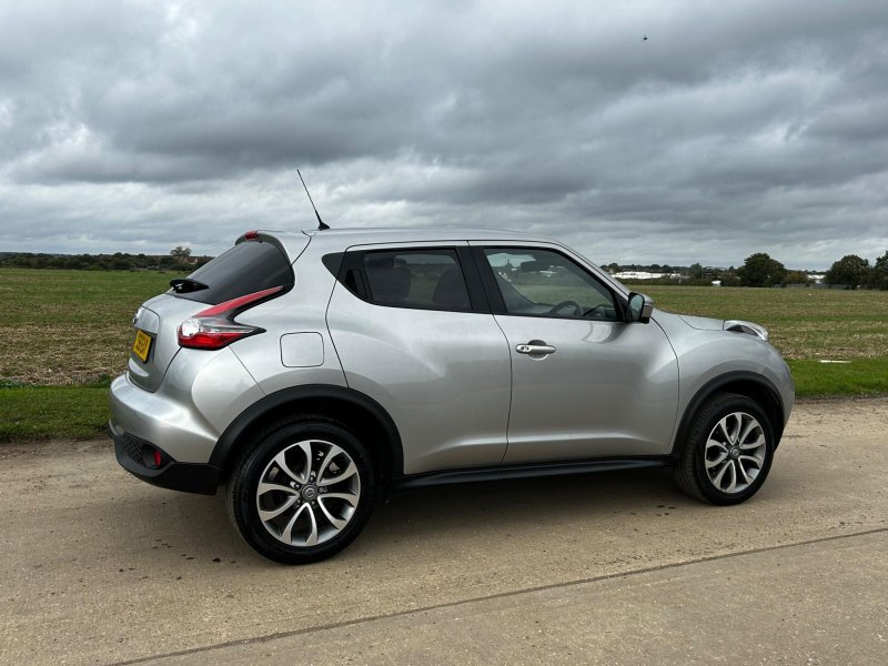 NISSAN JUKE