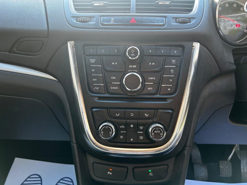 VAUXHALL MOKKA