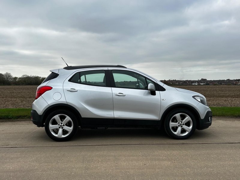 VAUXHALL MOKKA
