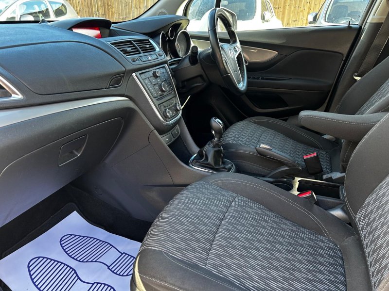 VAUXHALL MOKKA