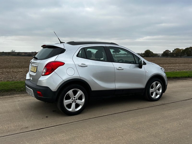 VAUXHALL MOKKA