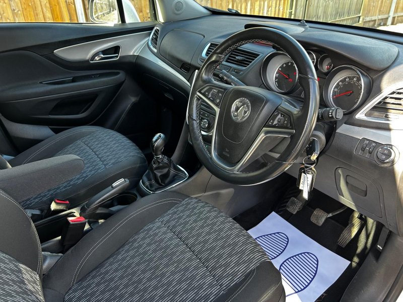 VAUXHALL MOKKA