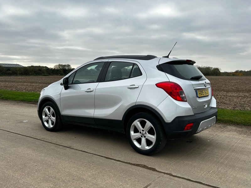 VAUXHALL MOKKA