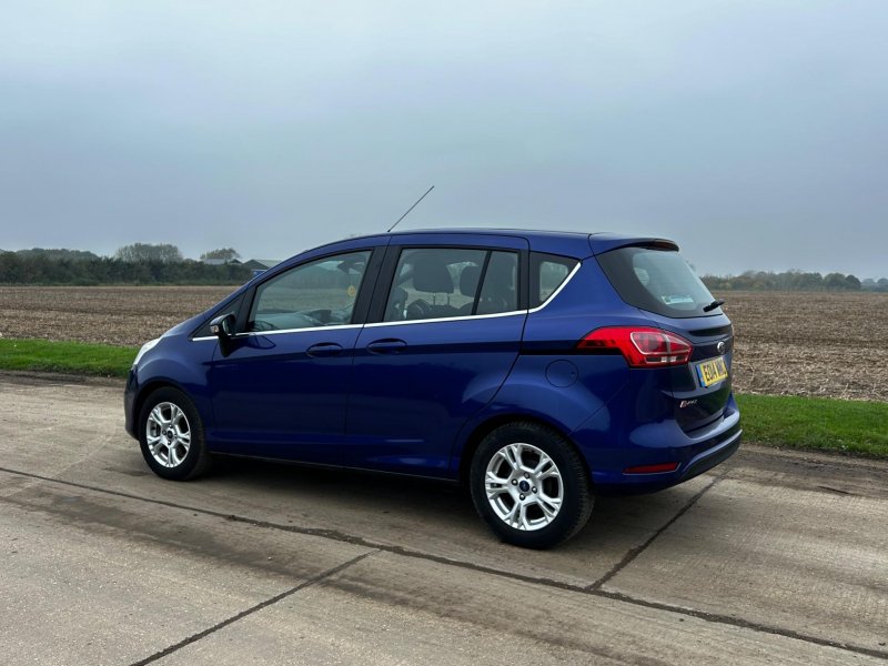 FORD B-MAX