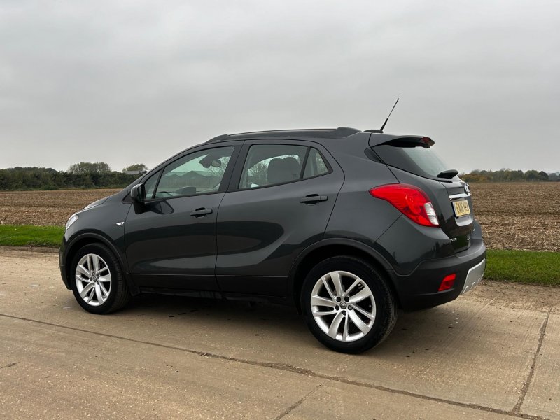 VAUXHALL MOKKA