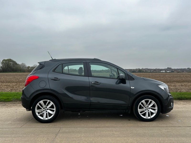 VAUXHALL MOKKA