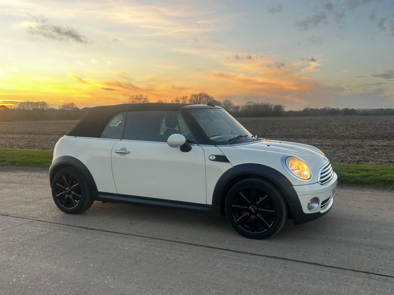 MINI CONVERTIBLE