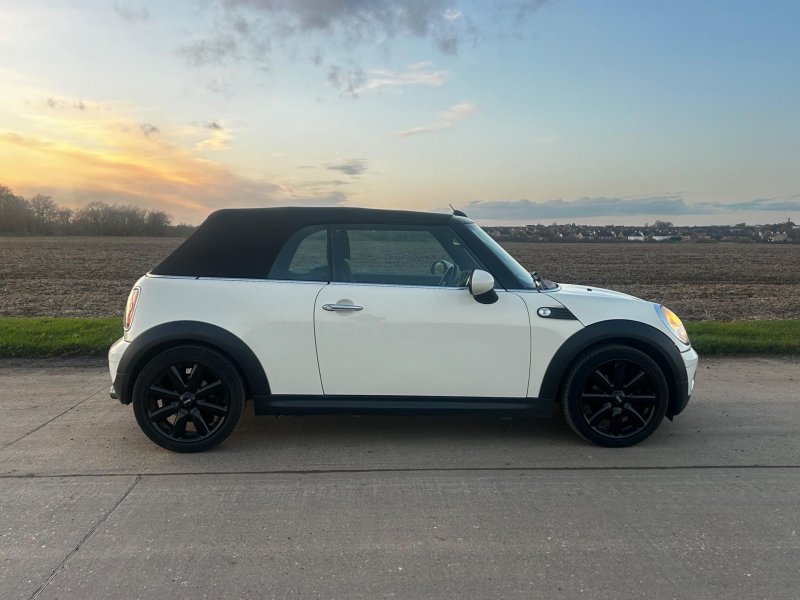 MINI CONVERTIBLE