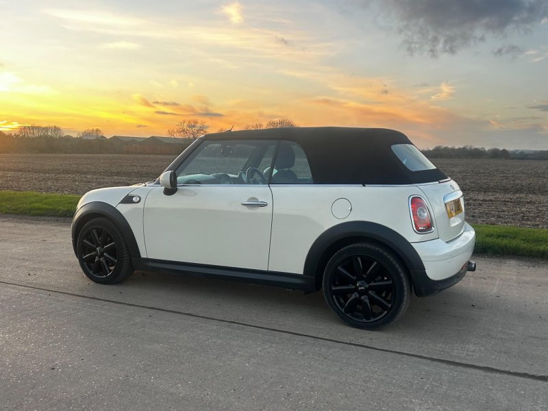 MINI CONVERTIBLE