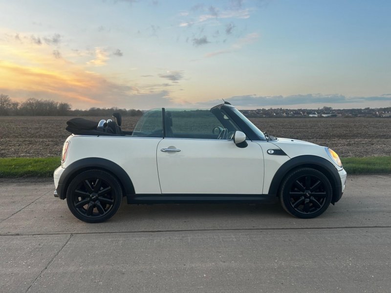 MINI CONVERTIBLE