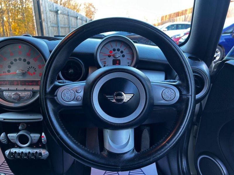 MINI CONVERTIBLE