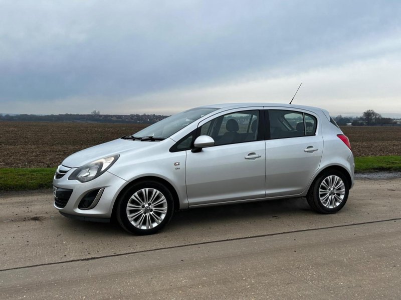 VAUXHALL CORSA
