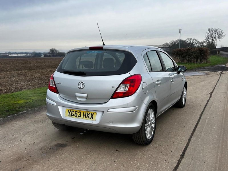 VAUXHALL CORSA