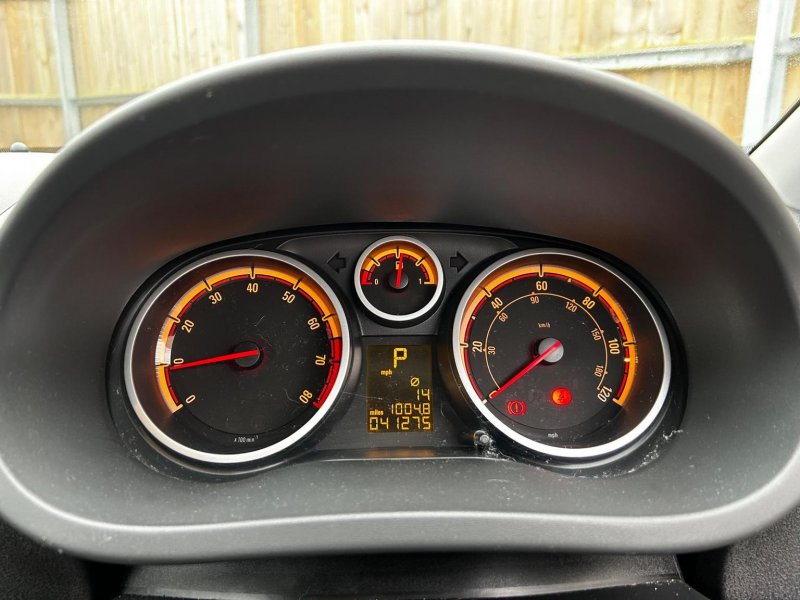 VAUXHALL CORSA