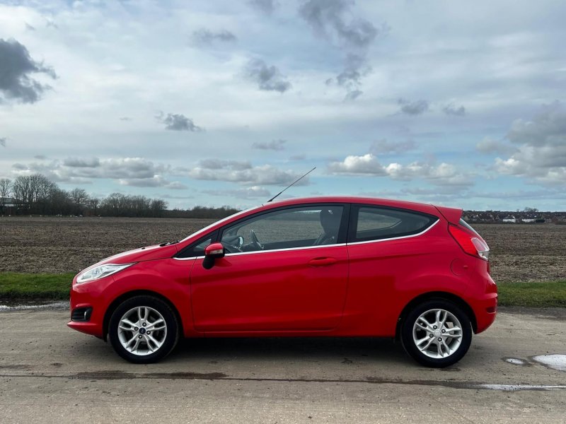 FORD FIESTA