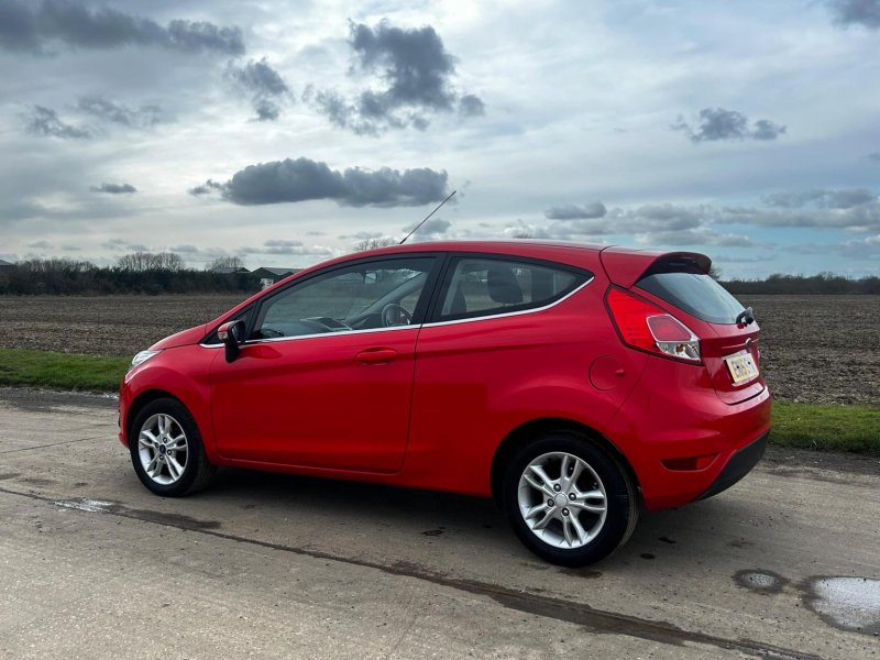 FORD FIESTA