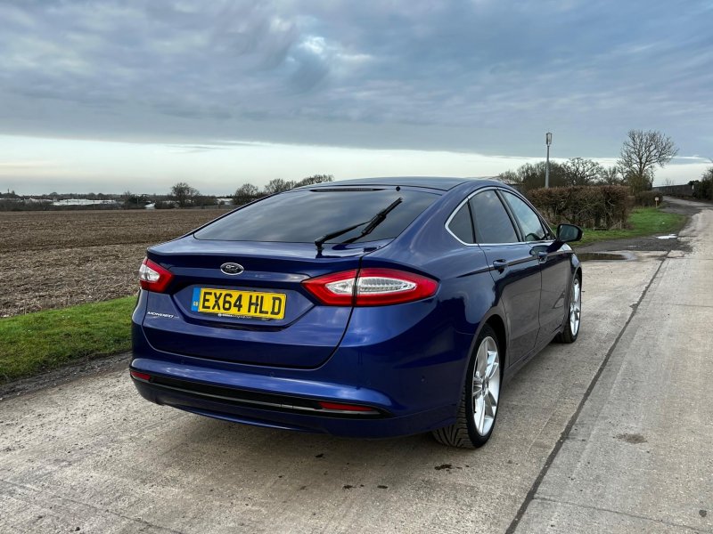 FORD MONDEO