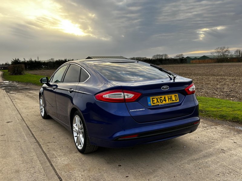 FORD MONDEO