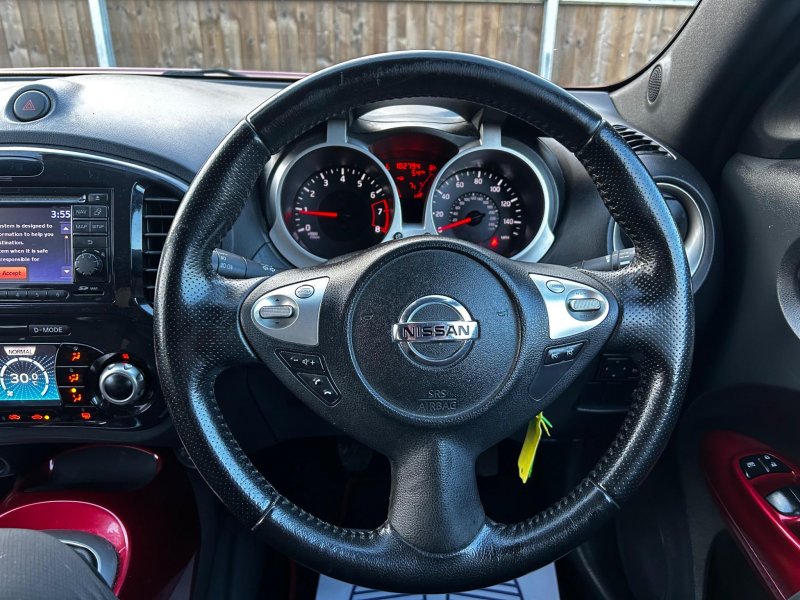 NISSAN JUKE