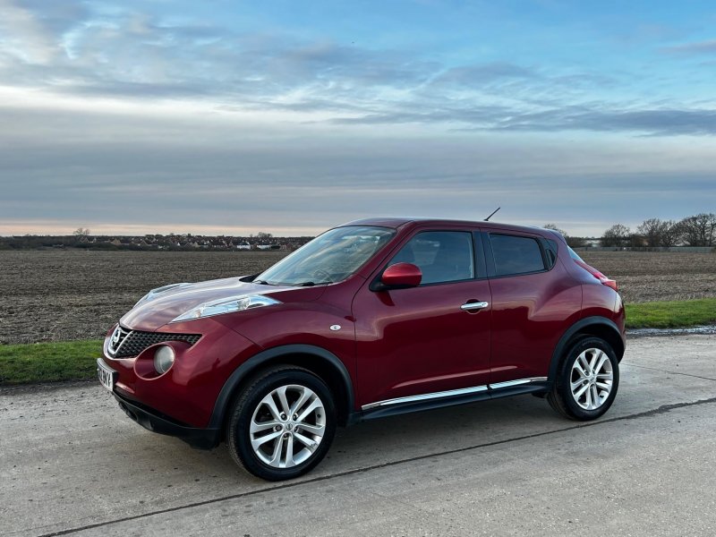 NISSAN JUKE