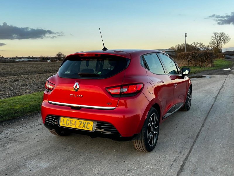 RENAULT CLIO