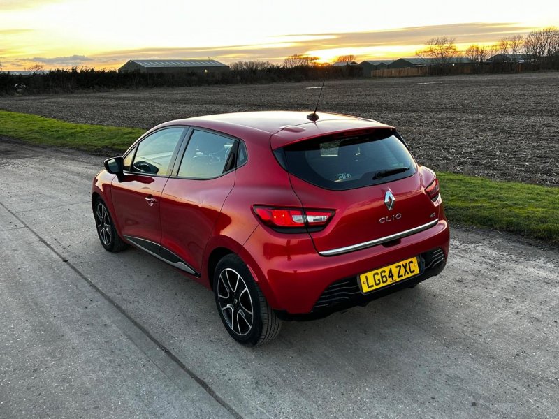 RENAULT CLIO