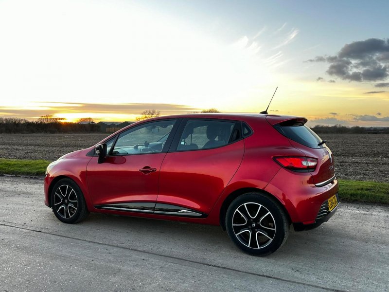 RENAULT CLIO