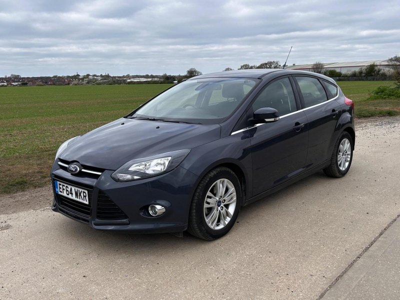 FORD FOCUS