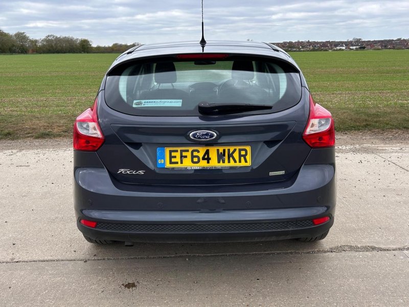 FORD FOCUS