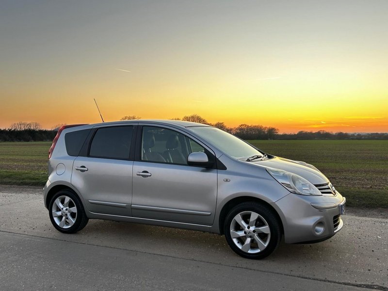NISSAN NOTE