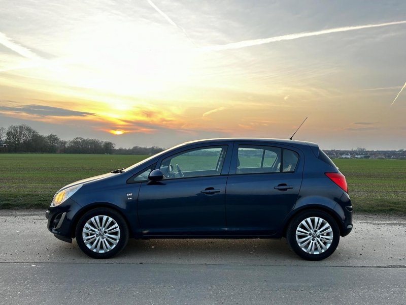VAUXHALL CORSA