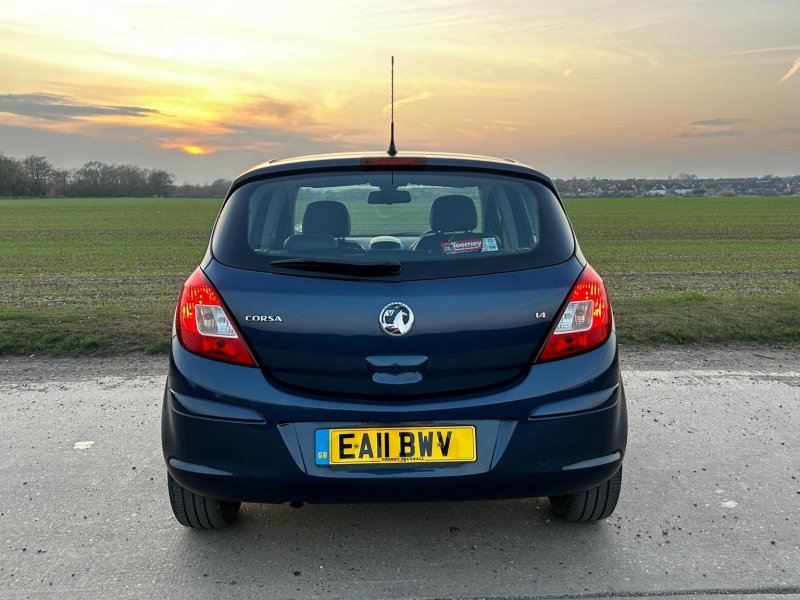 VAUXHALL CORSA