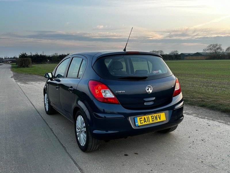 VAUXHALL CORSA