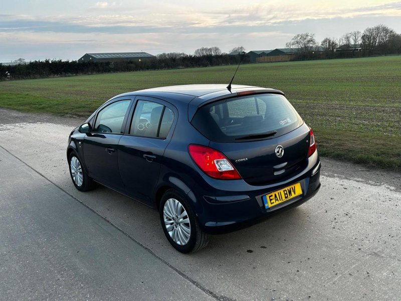 VAUXHALL CORSA