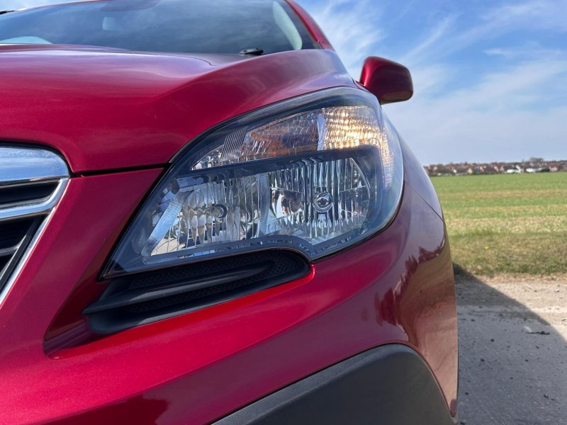 VAUXHALL MOKKA