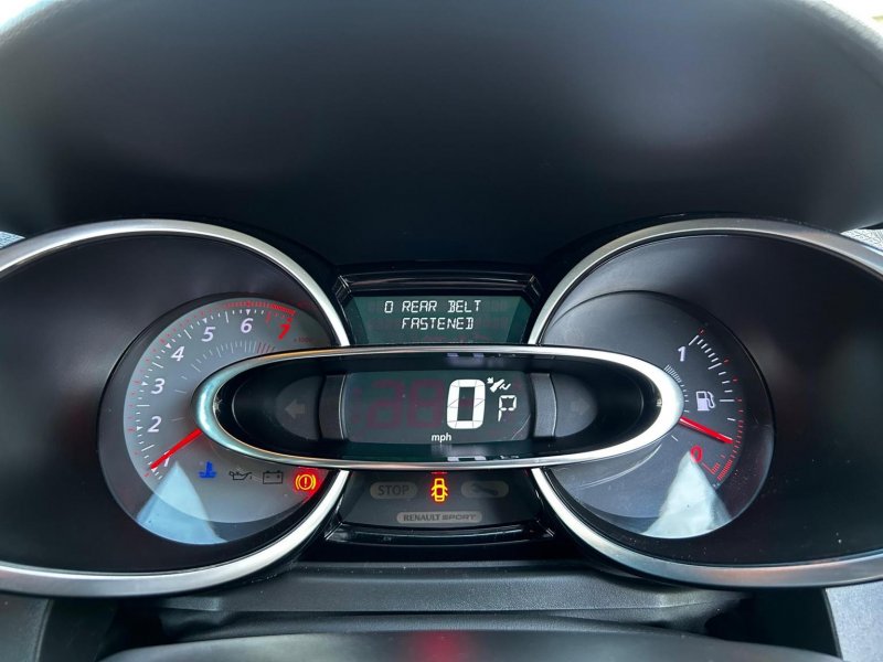 RENAULT CLIO