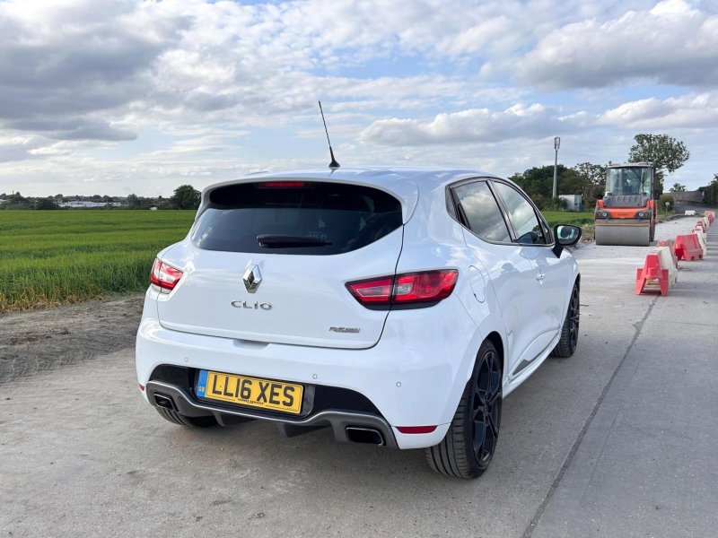 RENAULT CLIO