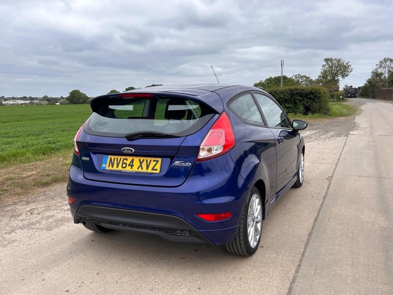 FORD FIESTA