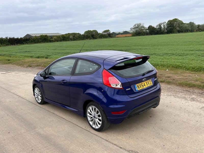 FORD FIESTA