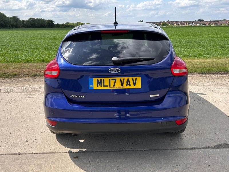 FORD FOCUS