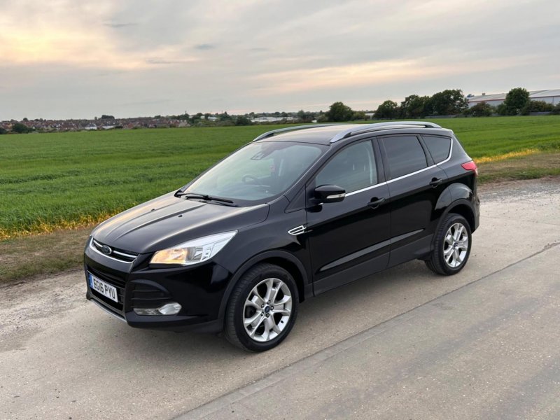 FORD KUGA