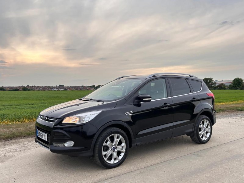 FORD KUGA