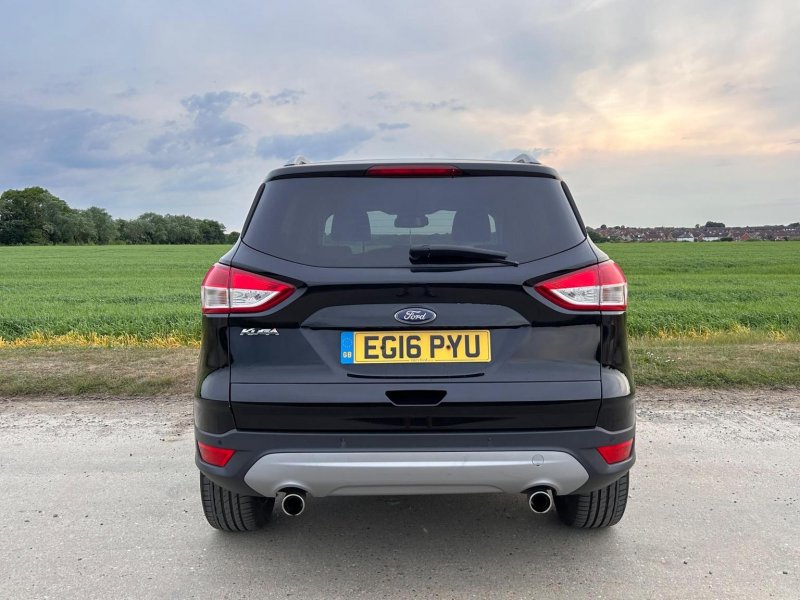FORD KUGA