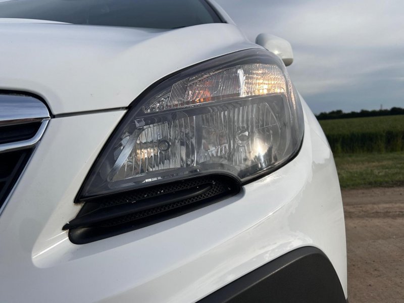 VAUXHALL MOKKA
