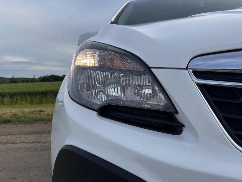 VAUXHALL MOKKA