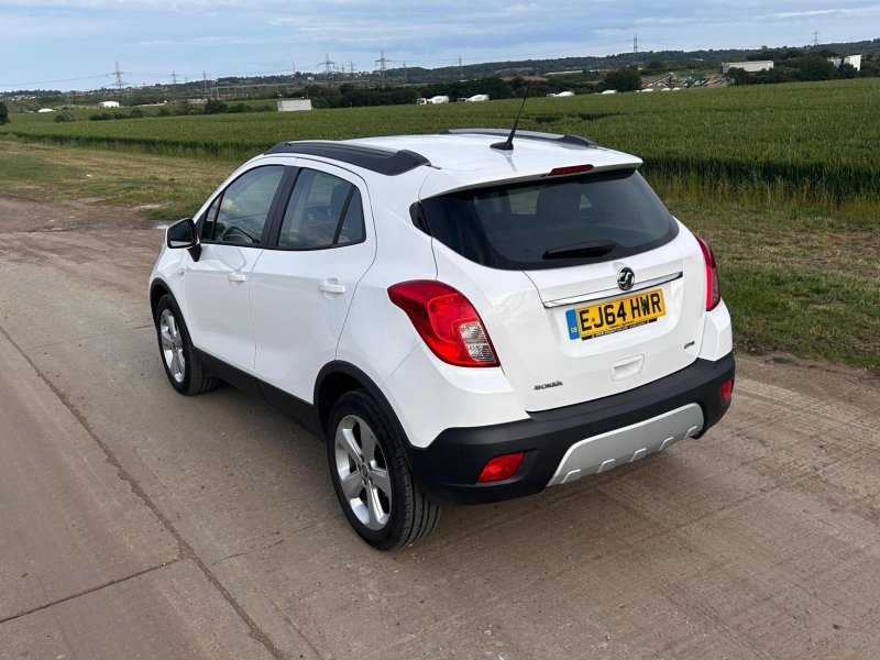 VAUXHALL MOKKA