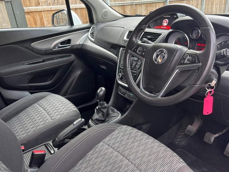 VAUXHALL MOKKA