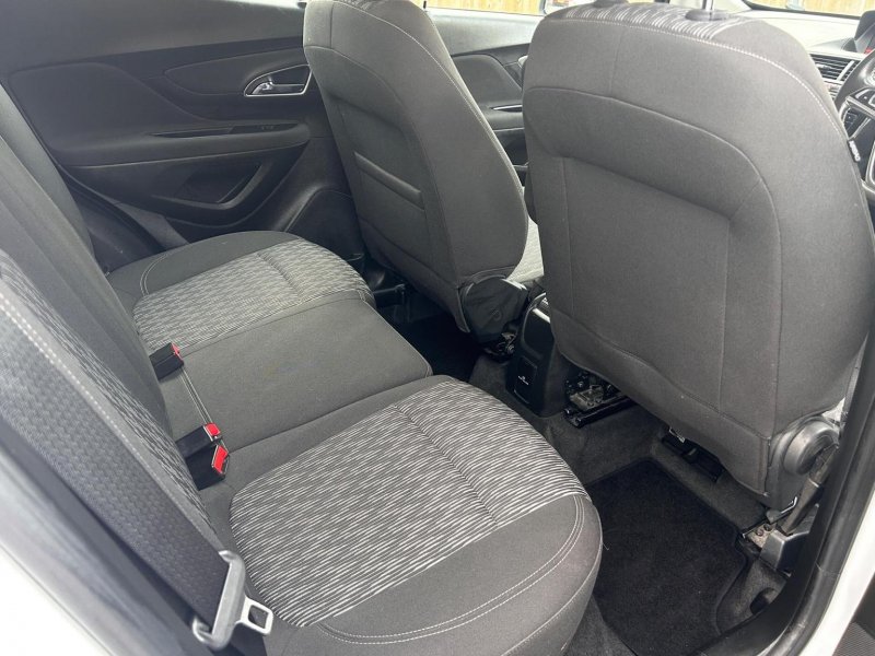 VAUXHALL MOKKA