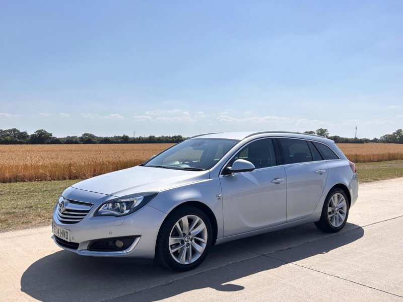 VAUXHALL INSIGNIA
